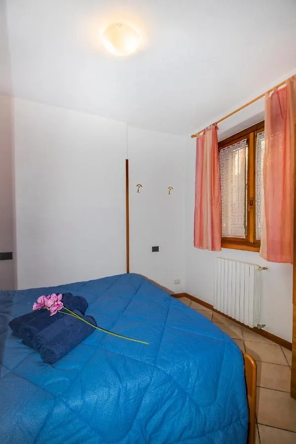 House Nicholas Gera Lario Italy
