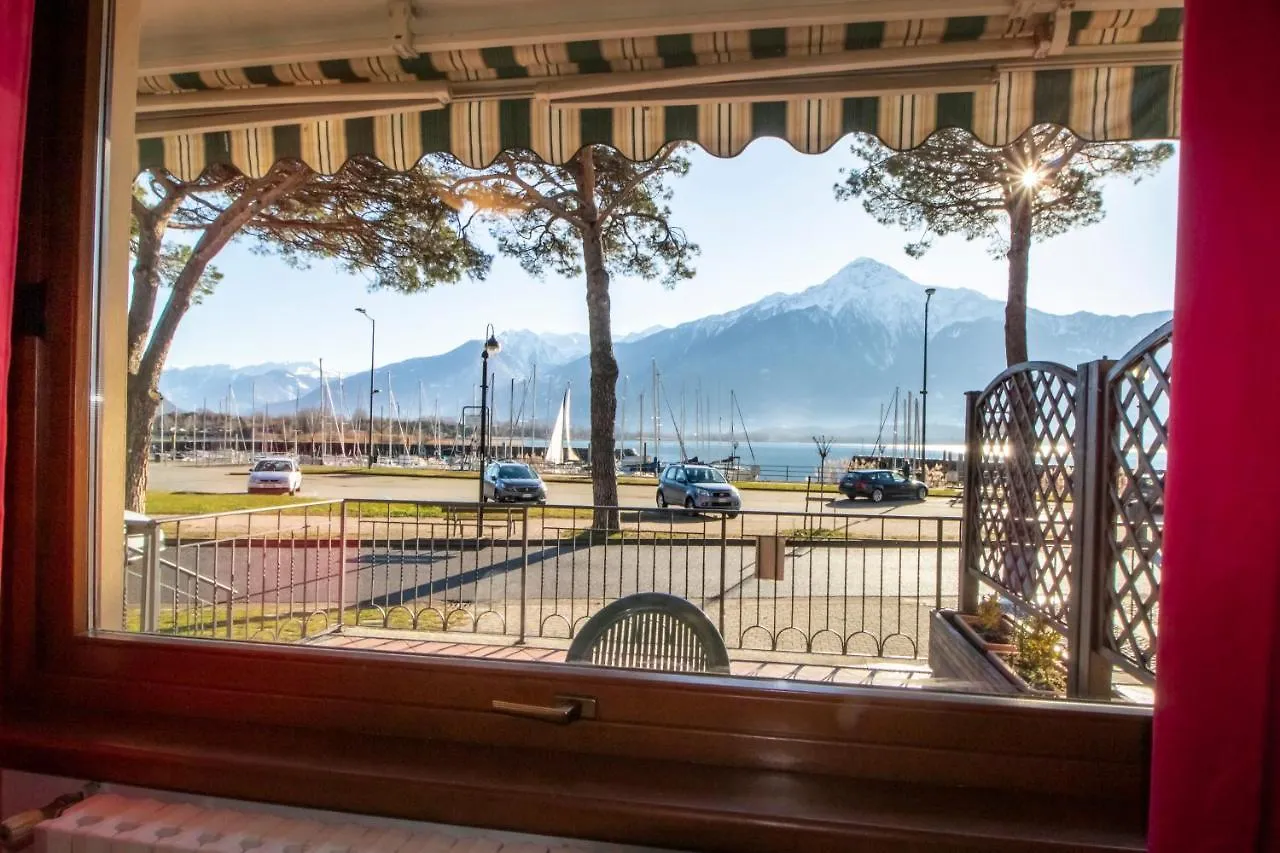 Holiday home House Nicholas Gera Lario Italy